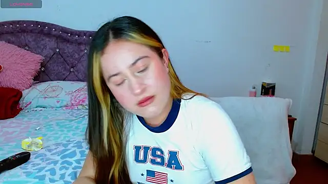 Hanssel tess online show from November 25, 6:52 pm