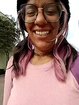 Abby 2-1 online show from November 5, 8:09 pm