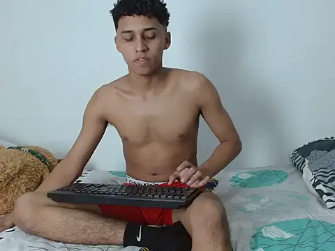 deivy skinny01 online show from December 15, 5:23 am