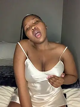 Snapshot of Scarlettxx21 chatting on May 4, 9:00 pm Scarlettxx21 online show from May 4, 9:00 pm