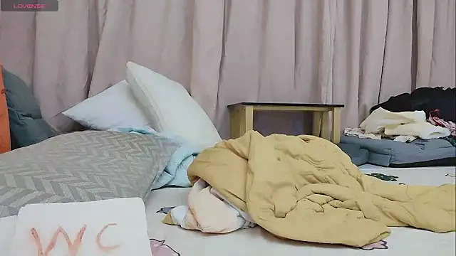 Taobaby168 online show from November 10, 7:51 am