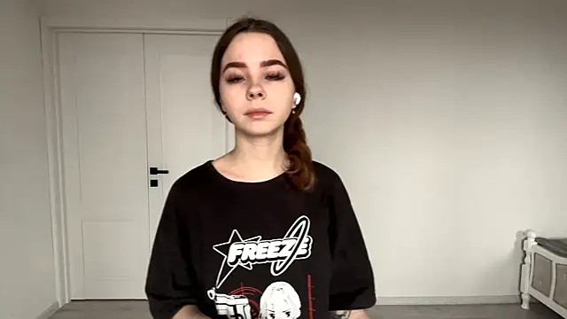 EhtelBiondi online show from December 4, 8:12 am