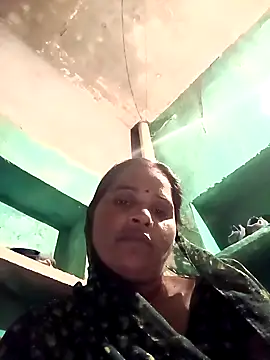 Snapshot of Nm_sanjna chatting on October 10, 3:22 pm Nm sanjna online show from October 10, 3:22 pm