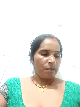 Snapshot of Nm_sanjna chatting on October 18, 3:57 pm Nm sanjna online show from October 18, 3:57 pm