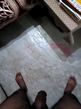 Bull For Cuckold Realmeet online show from October 8, 7:11 pm