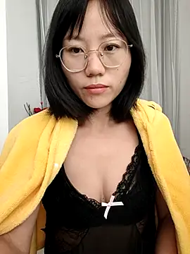 nini10052025 online show from November 1, 7:38 pm