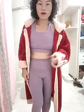 nini10052025 online show from November 18, 1:00 am