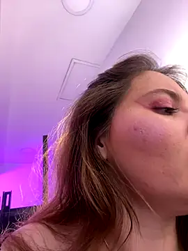 kattee adams online show from December 16, 1:16 pm