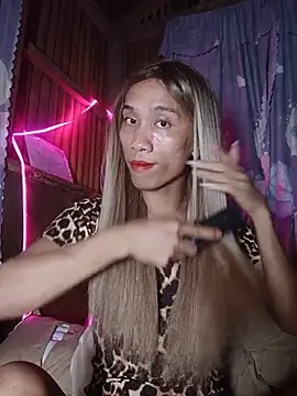 asian queen31 online show from May 17, 7:21 pm