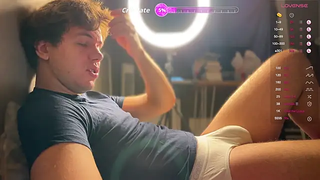 mynameischris online show from November 17, 9:04 am