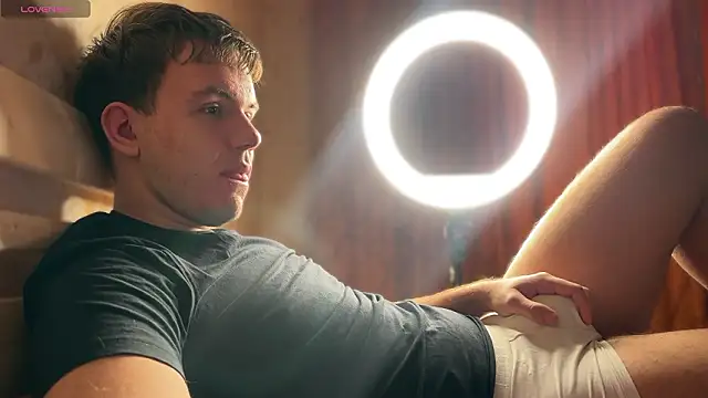 mynameischris online show from February 27, 6:35 am