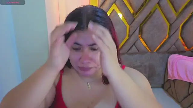 Snapshot of Addyy_02 chatting on December 20, 1:56 am Addyy 02 online show from December 20, 1:56 am