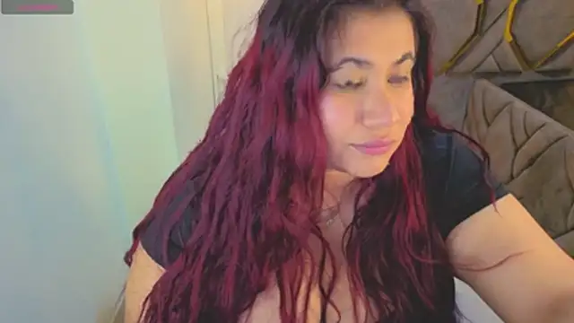 Snapshot of Addyy_02 chatting on January 13, 11:43 pm Addyy 02 online show from January 13, 11:43 pm