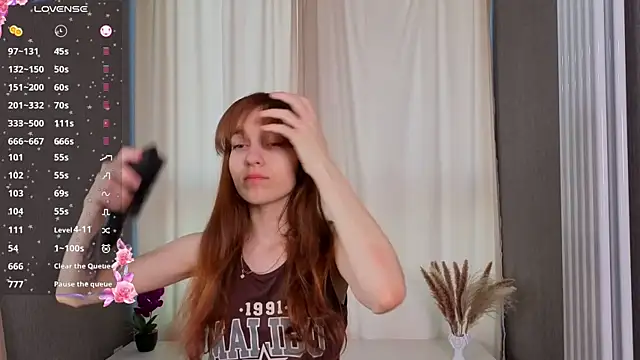 Snapshot of kitsun_ne chatting on March 3, 6:08 am kitsun ne online show from March 3, 6:08 am