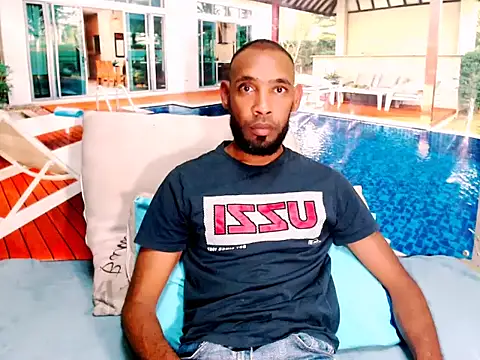 Snapshot of IndianMagicMike chatting on January 15, 8:08 am IndianMagicMike online show from January 15, 8:08 am