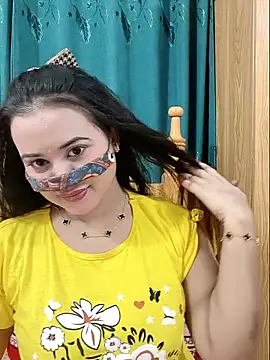 Beauty Queen Soniya online show from May 28, 11:51 am