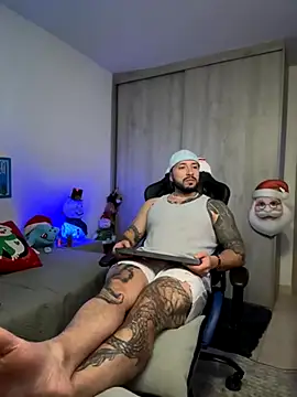 Dave-Max01 online show from November 29, 2:36 am