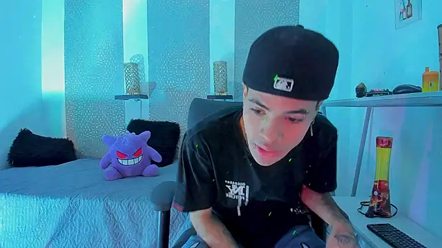 JacobBlackwell  online show from November 1, 7:16 pm