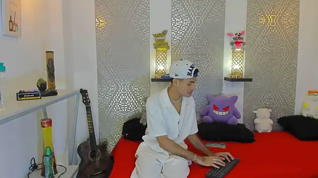 JacobBlackwell  online show from November 30, 6:45 pm