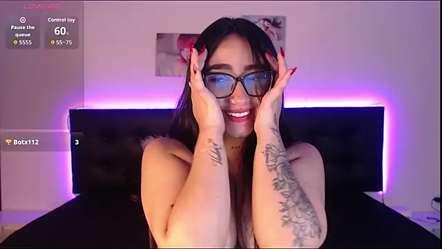 SeleneMore online show from April 4, 10:18 pm