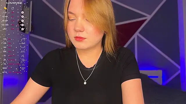 Snapshot of RebeccaEglitis chatting on January 9, 4:32 pm RebeccaEglitis online show from January 9, 4:32 pm