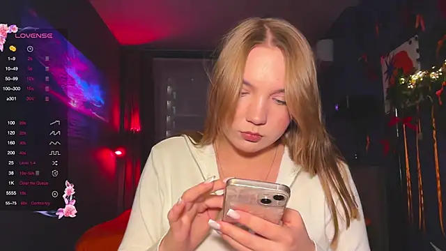 Snapshot of RebeccaEglitis chatting on January 14, 4:12 pm RebeccaEglitis online show from January 14, 4:12 pm