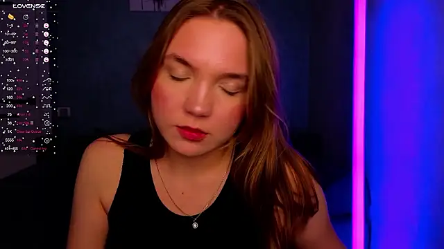 Snapshot of RebeccaEglitis chatting on February 24, 5:55 pm RebeccaEglitis online show from February 24, 5:55 pm