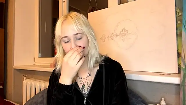 Ulemonala Cute online show from October 25, 5:30 pm