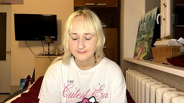 Ulemonala Cute online show from November 7, 7:03 pm