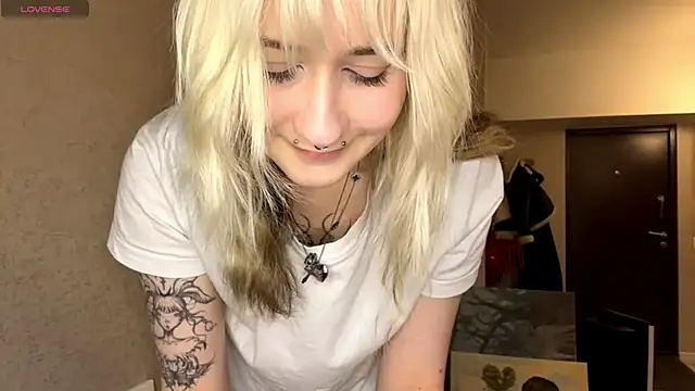 Ulemonala Cute online show from December 1, 6:46 pm