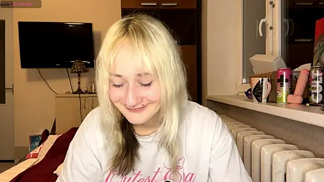 Ulemonala Cute online show from December 3, 8:07 pm