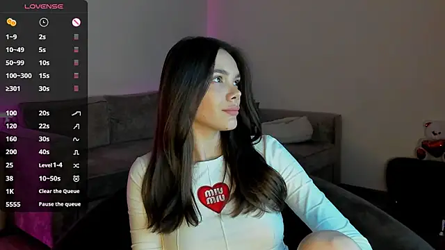 Snapshot of LeanaWILL chatting on October 17, 7:49 pm LeanaWILL online show from October 17, 7:49 pm