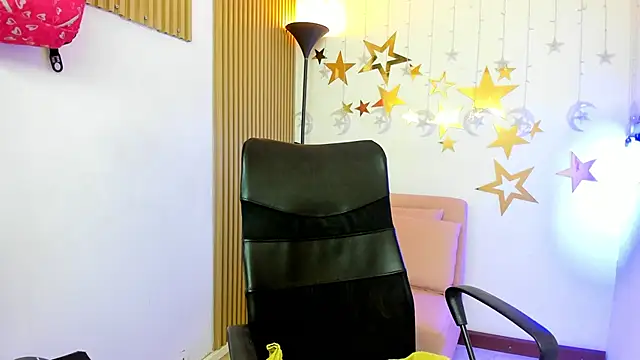 allison mc online show from February 16, 12:23 pm