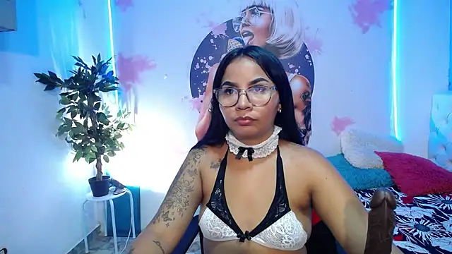 Snapshot of valery_carter19 chatting on October 15, 3:17 am valery carter19 online show from October 15, 3:17 am