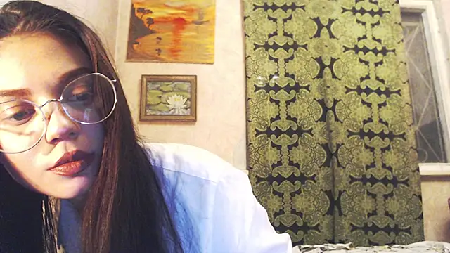 Lady Elsa Snow online show from November 9, 3:21 pm