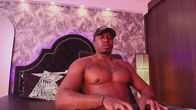 DenzelRios online show from March 7, 3:36 am