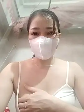 Snapshot of ladzy_sexy chatting on November 7, 5:40 am ladzy sexy online show from November 7, 5:40 am