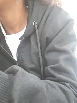 Snapshot of Mahi677 chatting on December 20, 3:46 am Mahi677 online show from December 20, 3:46 am