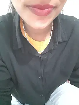 Snapshot of Mahi677 chatting on January 13, 4:29 am Mahi677 online show from January 13, 4:29 am