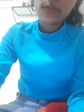 Snapshot of Mahi677 chatting on February 3, 4:43 am Mahi677 online show from February 3, 4:43 am