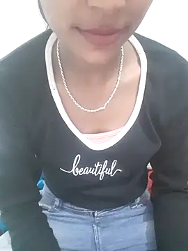 Snapshot of Mahi677 chatting on February 3, 6:46 pm Mahi677 online show from February 3, 6:46 pm