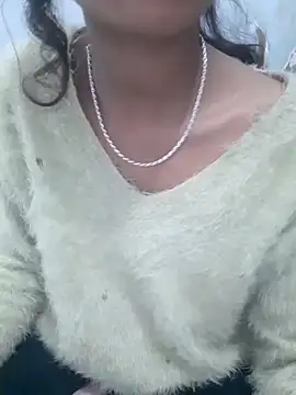 Snapshot of Mahi677 chatting on February 4, 6:52 am Mahi677 online show from February 4, 6:52 am