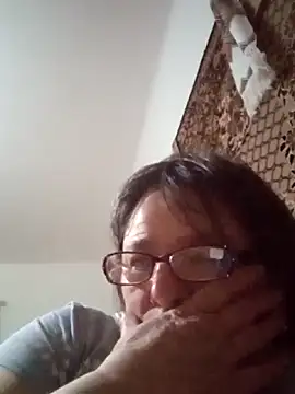 Snapshot of MilaCold5443 chatting on December 1, 6:57 pm MilaCold5443 online show from December 1, 6:57 pm