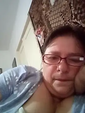 Snapshot of MilaCold5443 chatting on December 4, 6:34 am MilaCold5443 online show from December 4, 6:34 am