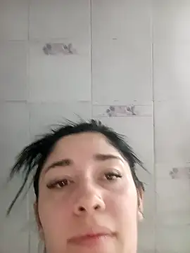 AbbyLewiis online show from October 31, 11:11 am