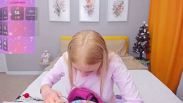 CeaneLino online show from December 5, 7:50 am