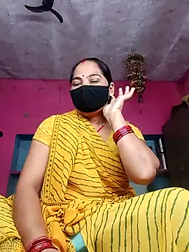 Snapshot of Ut_kanchna chatting on October 8, 11:02 pm Ut kanchna online show from October 8, 11:02 pm