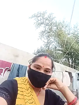 Snapshot of Ut_kanchna chatting on October 11, 12:26 pm Ut kanchna online show from October 11, 12:26 pm