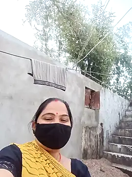 Snapshot of Ut_kanchna chatting on October 13, 12:43 am Ut kanchna online show from October 13, 12:43 am