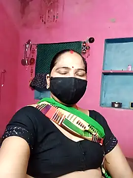 Snapshot of Ut_kanchna chatting on October 14, 11:33 am Ut kanchna online show from October 14, 11:33 am